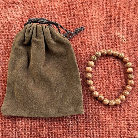 Gold Sandstone Natural Stone Bracelet 7" - 8mm Beads - Picture 2 of 4